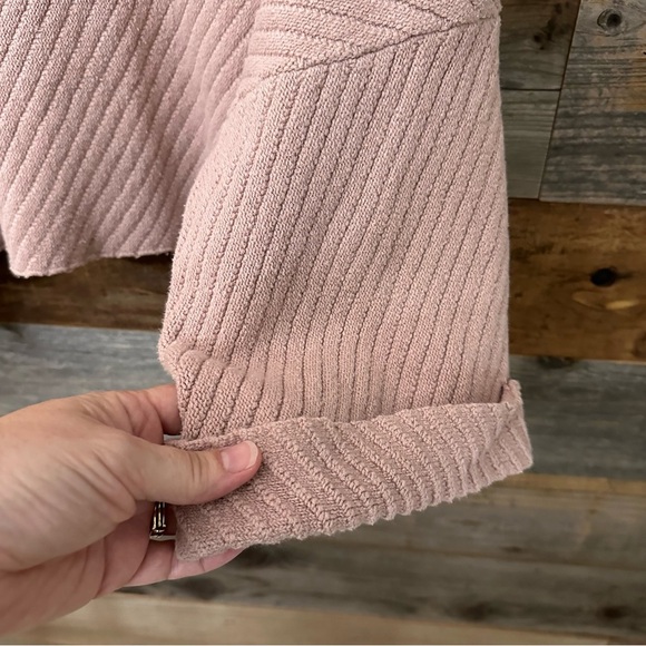 Free People I Can’t Wait Blush Pink Ribbed Oversized Poncho Cropped Sweater XS - Picture 3 of 6